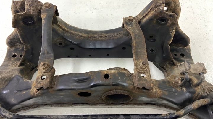 фото №9, Подрамник балка подвешивание зад nissan qashqai j10 i 2.0 бензин