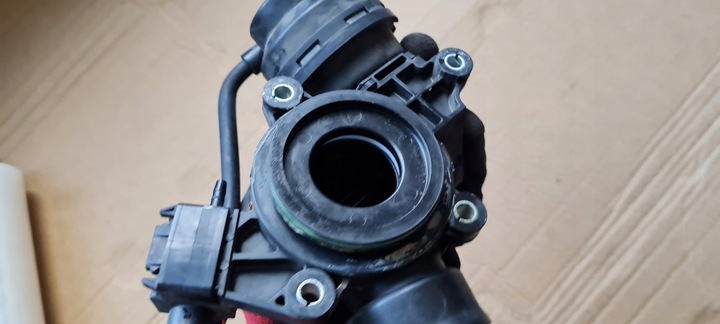 фото №8, S6 c7 4g a6 клапан воды 4.0 tfsi 079121678k s7 4g a8