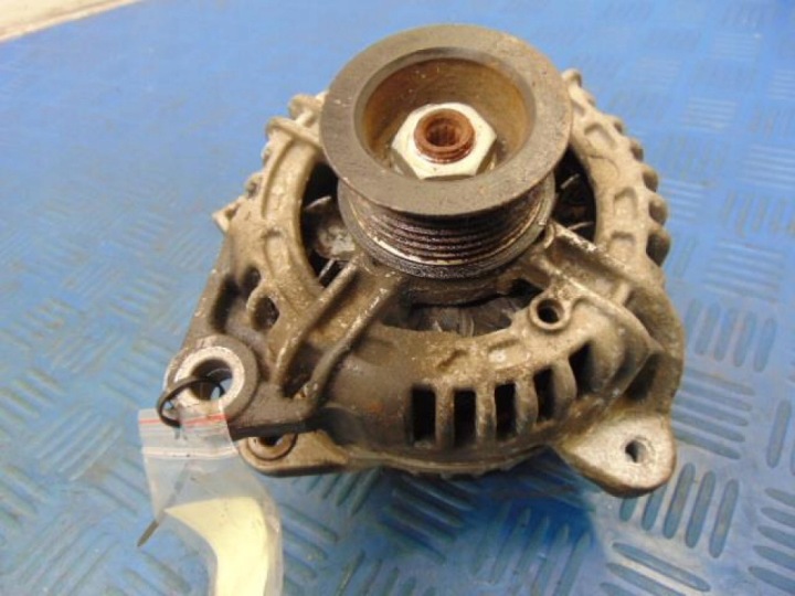 фото №4, Toyota avensis t25 універсал 1.8 16v генератор 0124325085