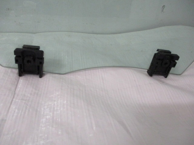 фото №3, Citroen c3 iii скло ліва передня