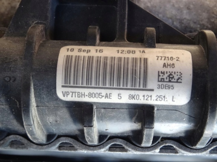 фото №10, Audi q3 8u рестайлінг 15-18 2.0 tdi радіатор вентилятори комплект 8k0121251l