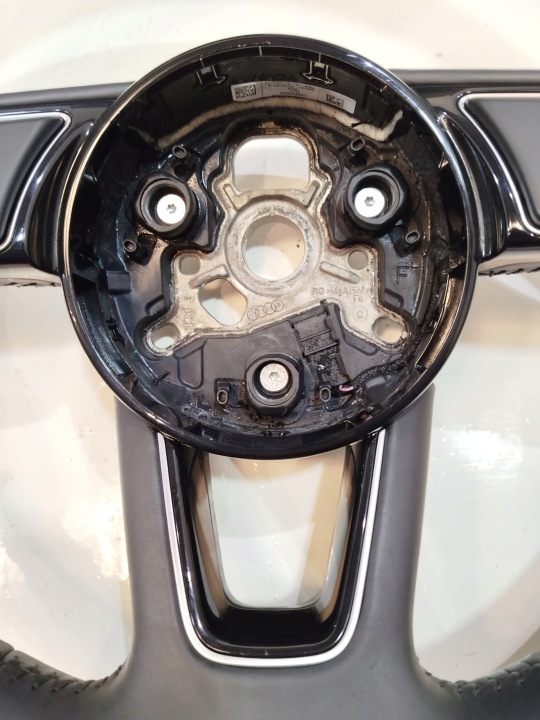 фото №10, Руль audi a4 b9 8w 8w0419091e кожа , мульти , комплектная !