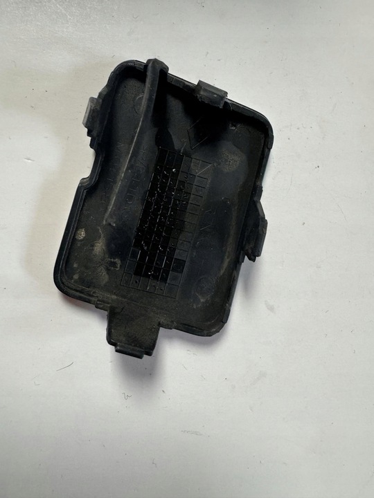 фото №9, Dacia sandero ii 16-20r. - заглушка фаркоп бампера перед 511802873r