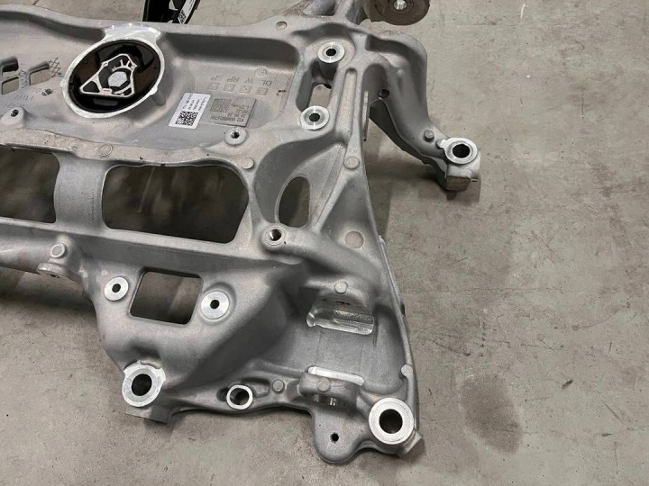 фото №14, Підрамник передній перед volkswagen multivan t7 7t0199313c