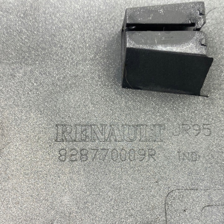 фото №15, Молдинг двери левые зад renault scenic iii
