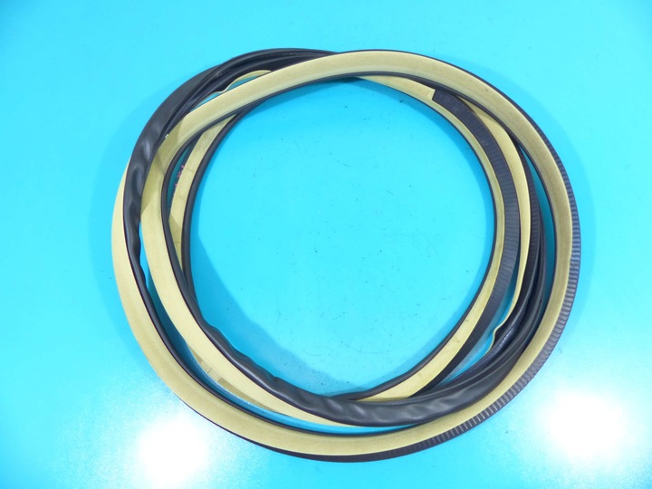 фото №2, Прокладка двері перед лівих infiniti fx ii qx70