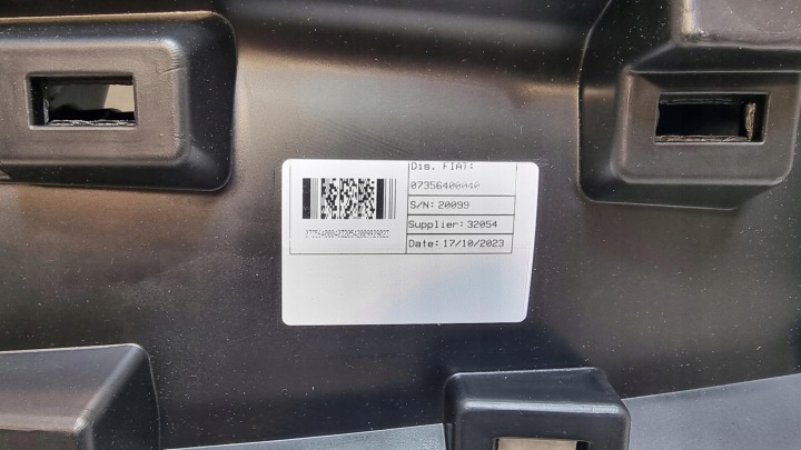 фото №9, Fiat 500 рестайлинг торпедо консоль капот 07356400040 новая оригинал