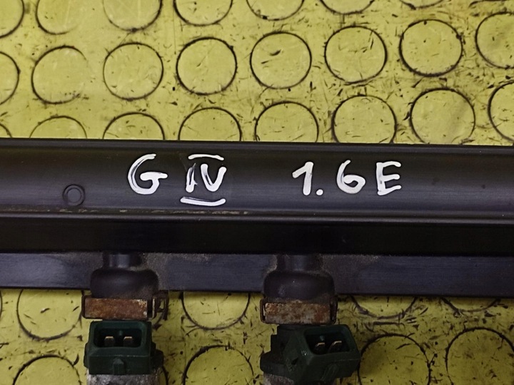 фото №7, Vw golf iv 1.6 планка впрыскивающий 06a133317a