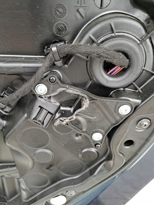 фото №8, Дверь правые зад правые mercedes eqc w293