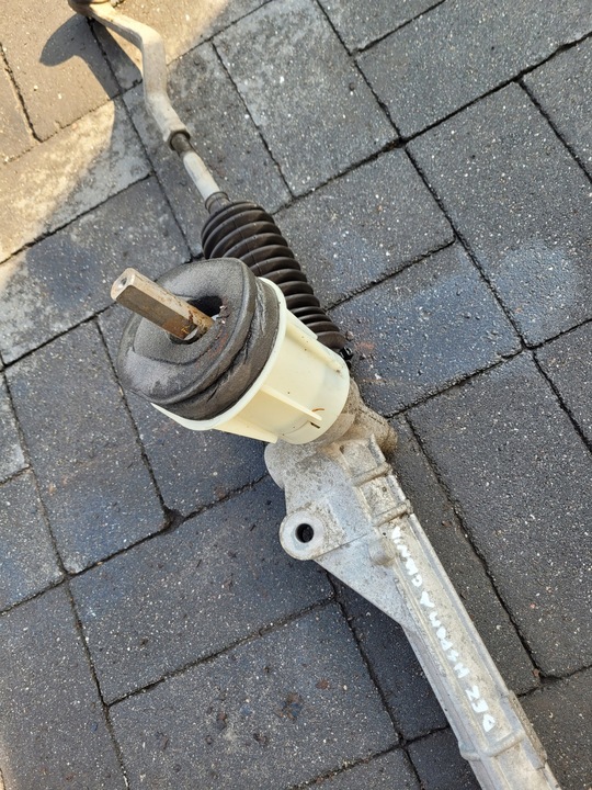 фото №5, Dacia sandero i 1.4 трансмісія рейка рульового управління