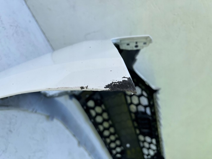 фото №12, Audi a4 b9 8w s line s4 бампер решётка радиатора 8w0 рестайлинг 8w0807437aq org fv 24h