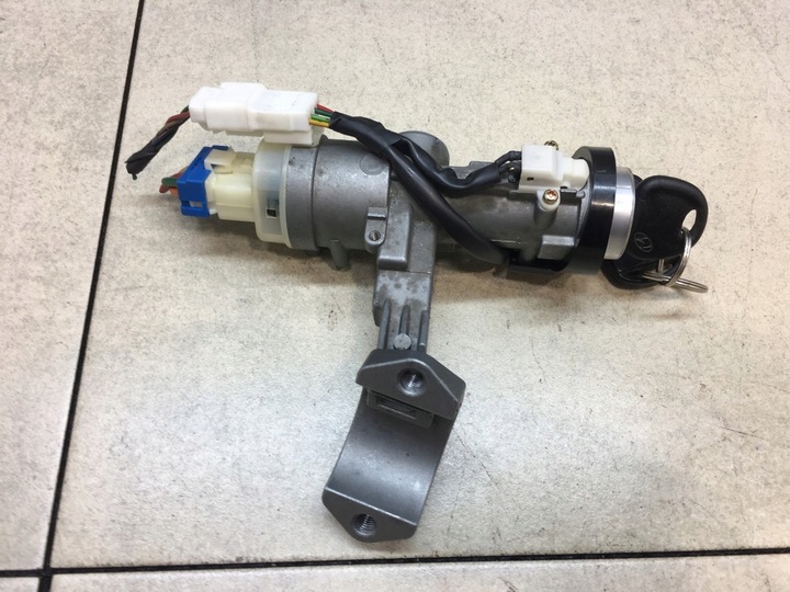 фото №1, Замок зажигания ключ hyundai elantra iii 2.0 16v