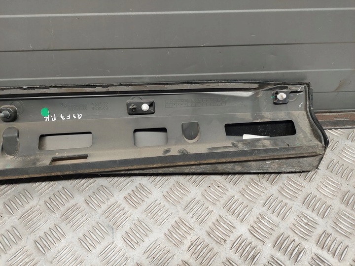 фото №6, Audi q3 f3 83a853959a перед сторона ліва планки