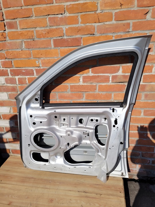 фото №8, Jeep grand cherokee wk 5-10 дверь правые перед