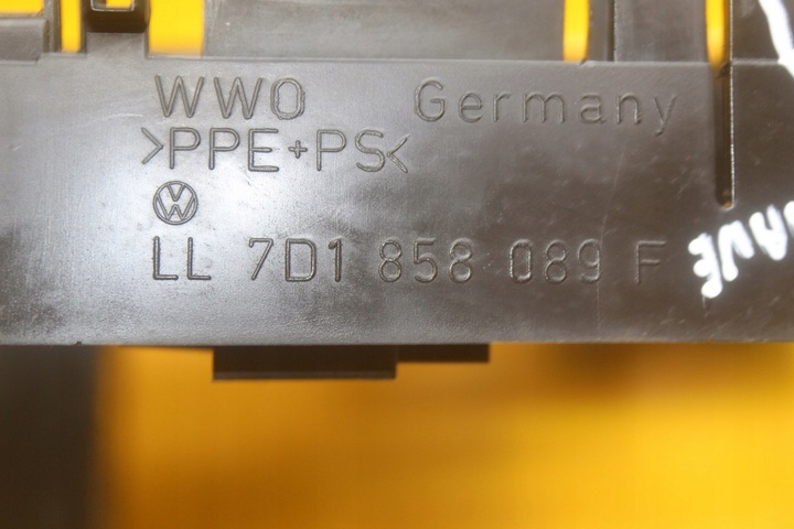 фото №8, Рамка корпус консоль vw transporter t4 fl 7d1819045l 7d0857925 7d0858337