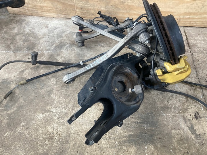 фото №6, Mercedes cls 350 w218 поворотна опора ступиця праві зад