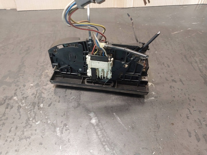 фото №11, Панель воздуховод volkswagen transporter t4 7d0959511