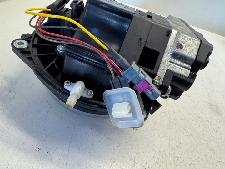 фото №8, Vw golf vii ручка кришки зад камера заднього ходу 5ge827469e