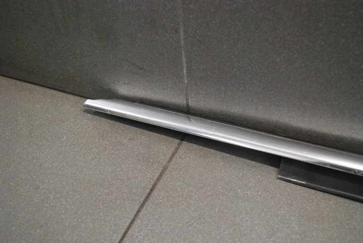 фото №2, Планка накладка хром audi a8 d4 4h0853283