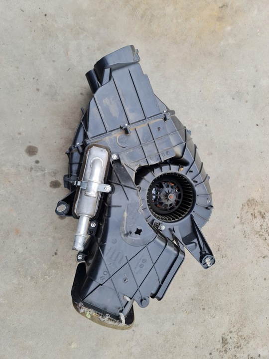 фото №1, Обігрівач зад vw t5 7h5820004g