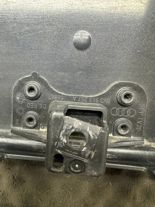 фото №7, 8v3853651 решітка передній audi a3 8v