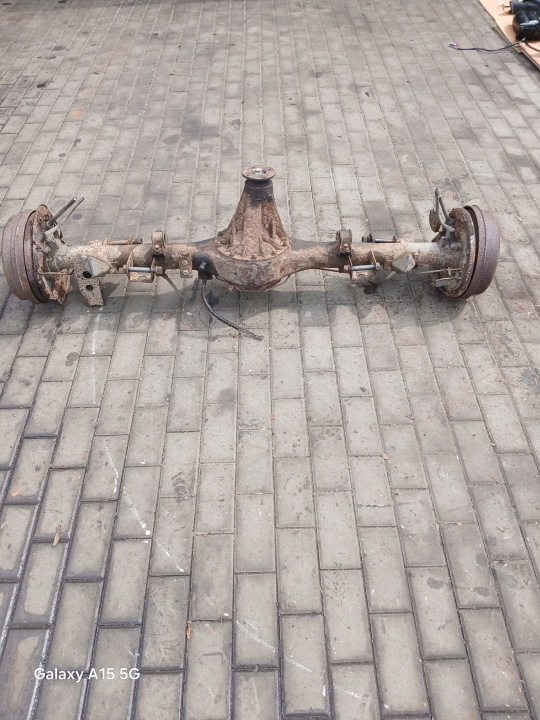 фото №8, Мост заднее дифференциал mitsubishi space gear l400 delica 2.4