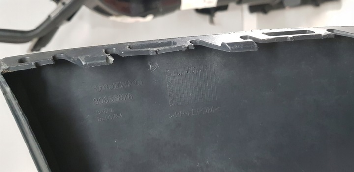 фото №8, Volvo s40 ii спойлер бампера перед накладка бампера 30655878