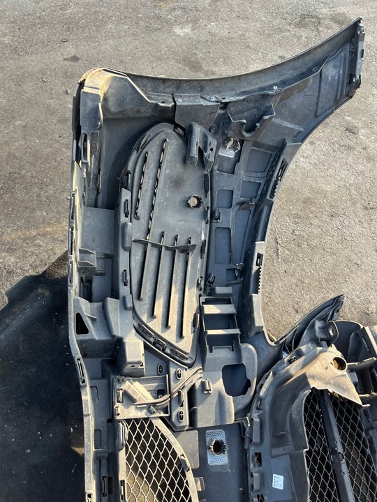 фото №12, Бампер переднее решётка радиатора mercedes c w205 купе оригинальный номер eu