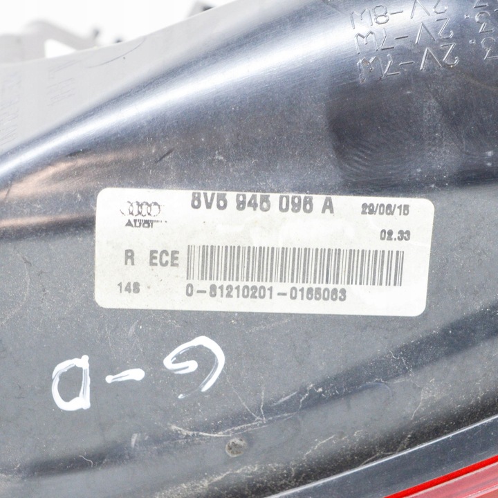 фото №7, Audi a3 s3 8v 2016 права сторона лампа задня