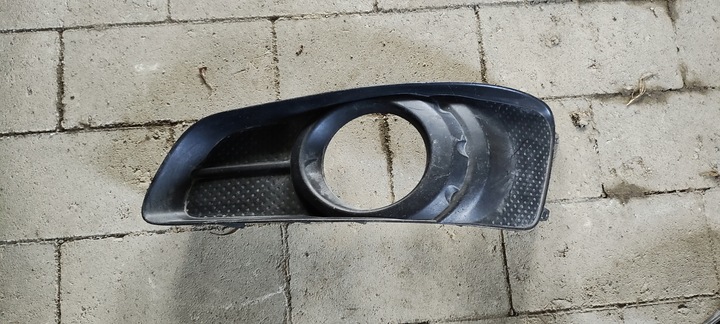 фото №1, Заглушка галоген решётка бампера toyota corolla verso ii 03-09 52128-0f060