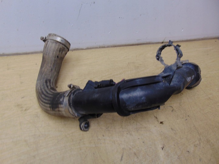 фото №6, Труба воздуховод воздуха vw caddy iii 2.0 tdi 1k0145770ae
