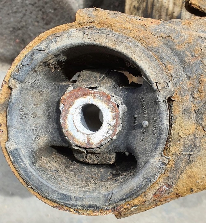 фото №12, Подвешивание задние балка ось зад range rover l322