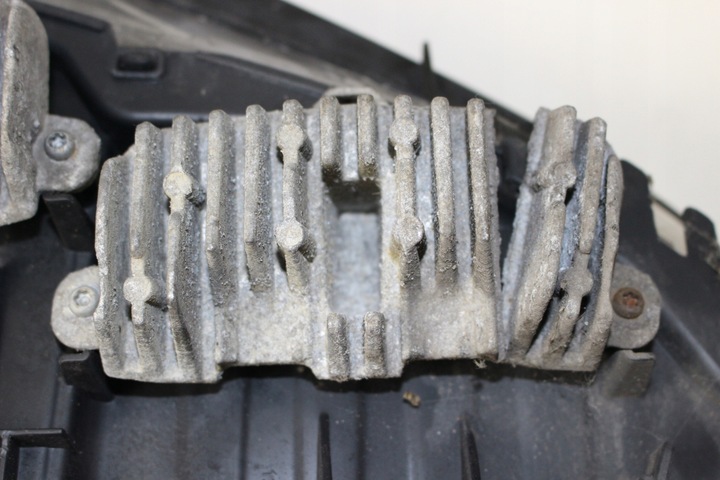 фото №8, Лампа лівий перед bmw f30/f31 bi-xenon 7259543 uk