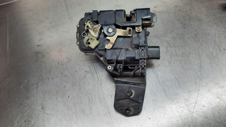 фото №5, Замок двері праві перед 8 pin 3b1837016a vw bora 1.9 tdi 98r