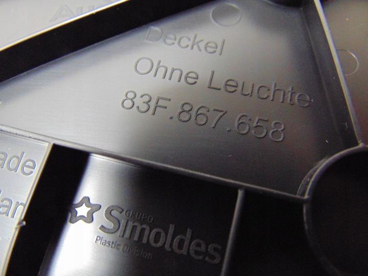 фото №9, Заглушка маскировочная накладка правый зад audi q3 новая