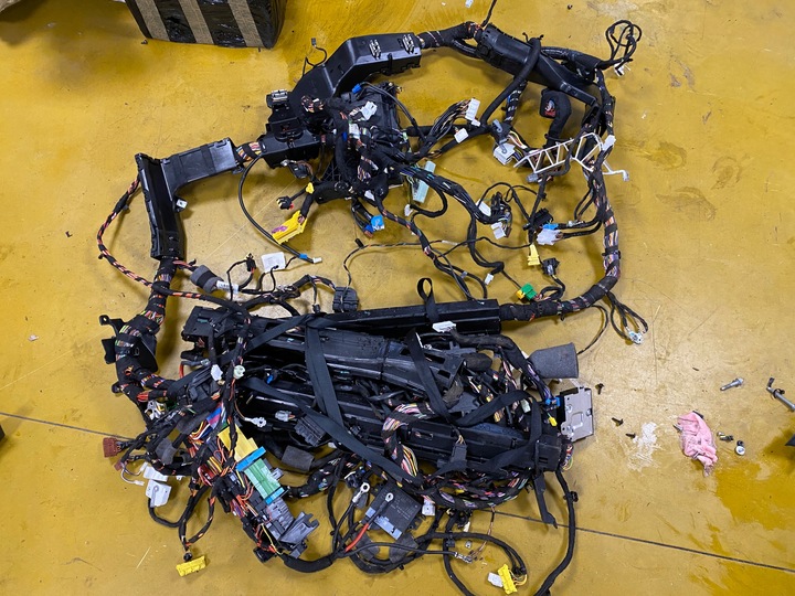 фото №9, Жгут установка предохранители кабины infiniti q30