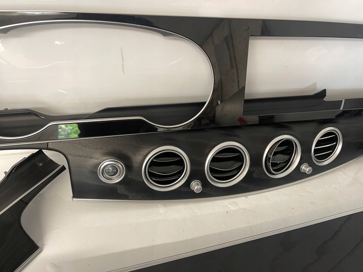 фото №11, Декоры консоли i дверь e класс w213 дерево светодиоды подсвечиваемый европа