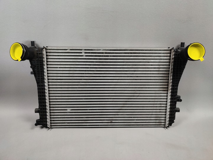 фото №1, Vw passat b6 3c0 інтеркулер радіаторів 3c0145805p