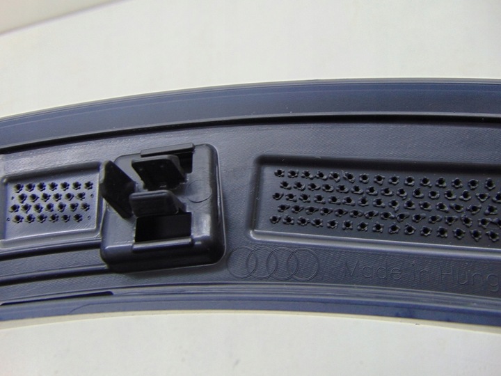 фото №7, Планка накладка крыльев правые зад audi q3 83a