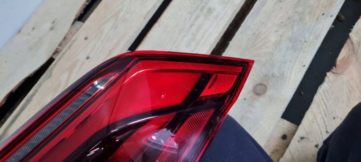 фото №8, Sq8 q8 rsq8 рестайлинг лампа led левая левый зад w крыло 24r 4m8945070aa