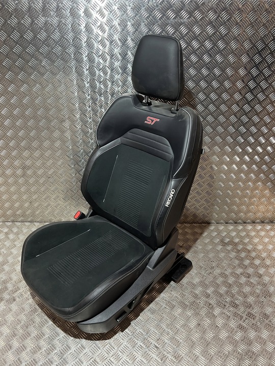 фото №6, Сиденье левый recaro с подогревом ford focus iv mk4 18- st