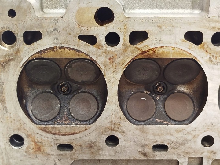 фото №8, Головка двигуна volvo 1001851 1001852 2.0 16v b4204s2 2