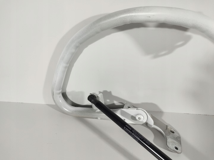 фото №4, Volvo s60 13- петля крышки багажника правый