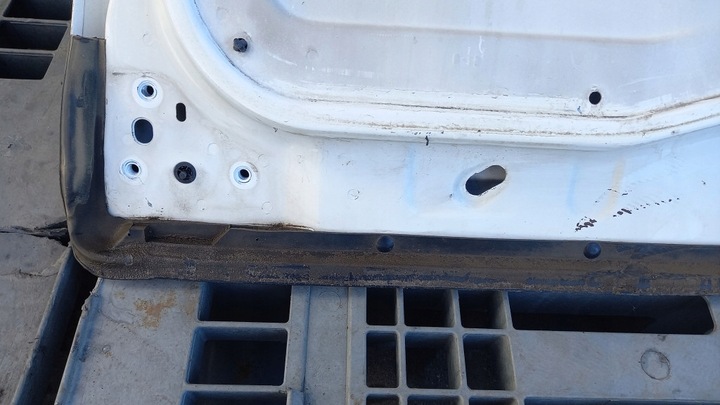 фото №13, Двері праві зад peugeot partner i 02r