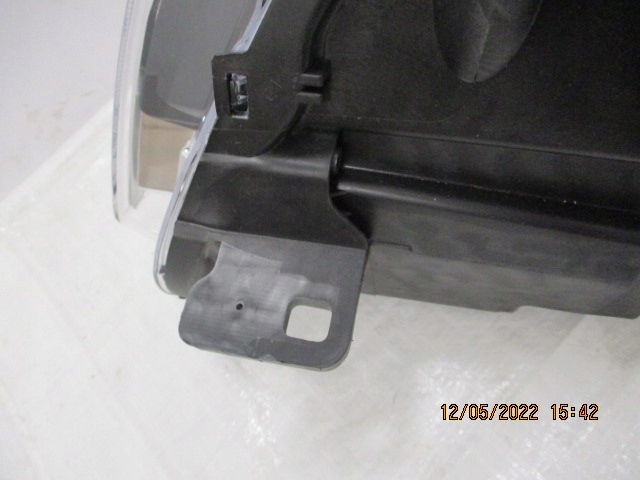 фото №6, Peugeot 308 t9 лампа led передняя правая новая