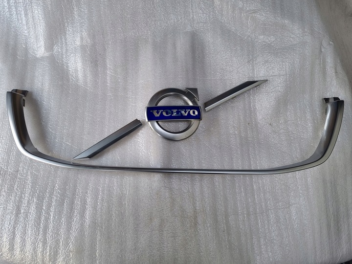 фото №1, Volvo xc60 r-design хром решітка решітка