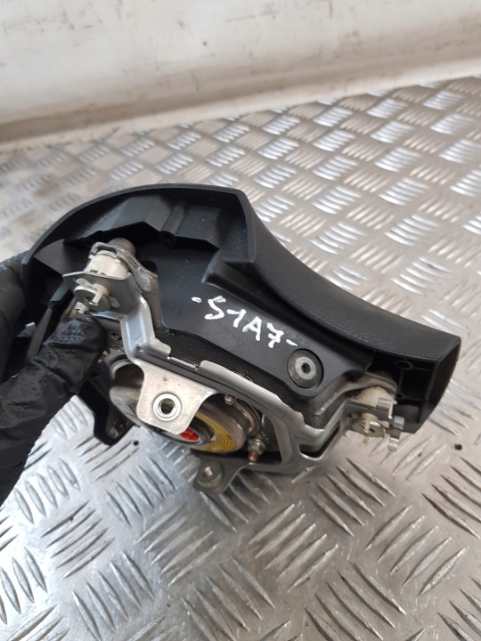 фото №8, Подушка водія lexus is 220d 06r-