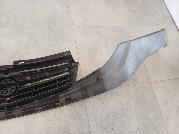 фото №12, Решётка решётка opel vivaro a рестайлинг 06-14 r. lak: 1f05 623100248r nr15