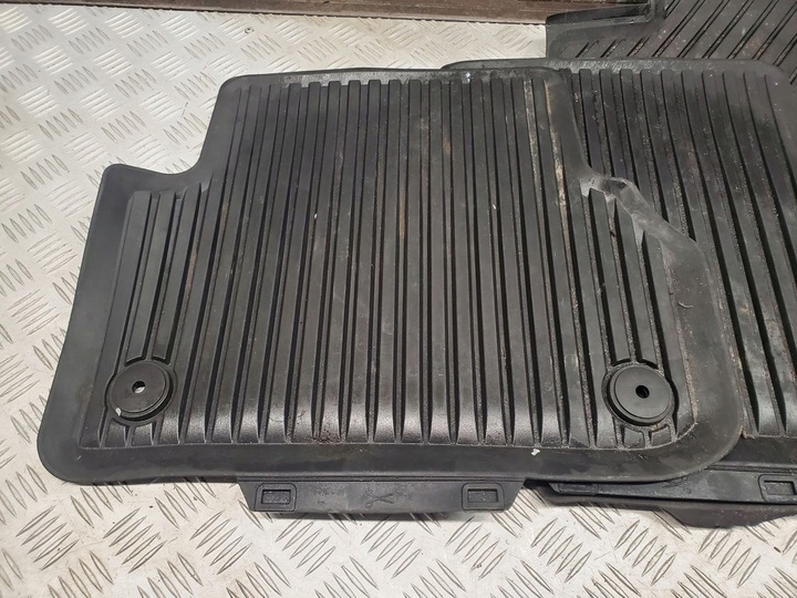 фото №7, Audi a4 s4 b9 8w 8w1061501 комплект оббивка