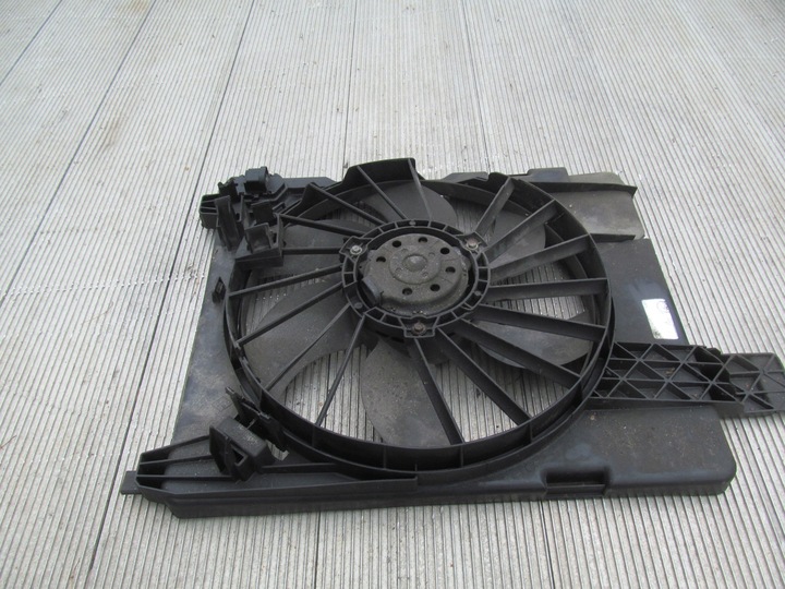 фото №1, Scenic 2 megane 2 02-08 вентилятор радіатор c308
